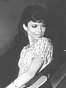 V020_NancySinatra.jpg (55203 bytes)